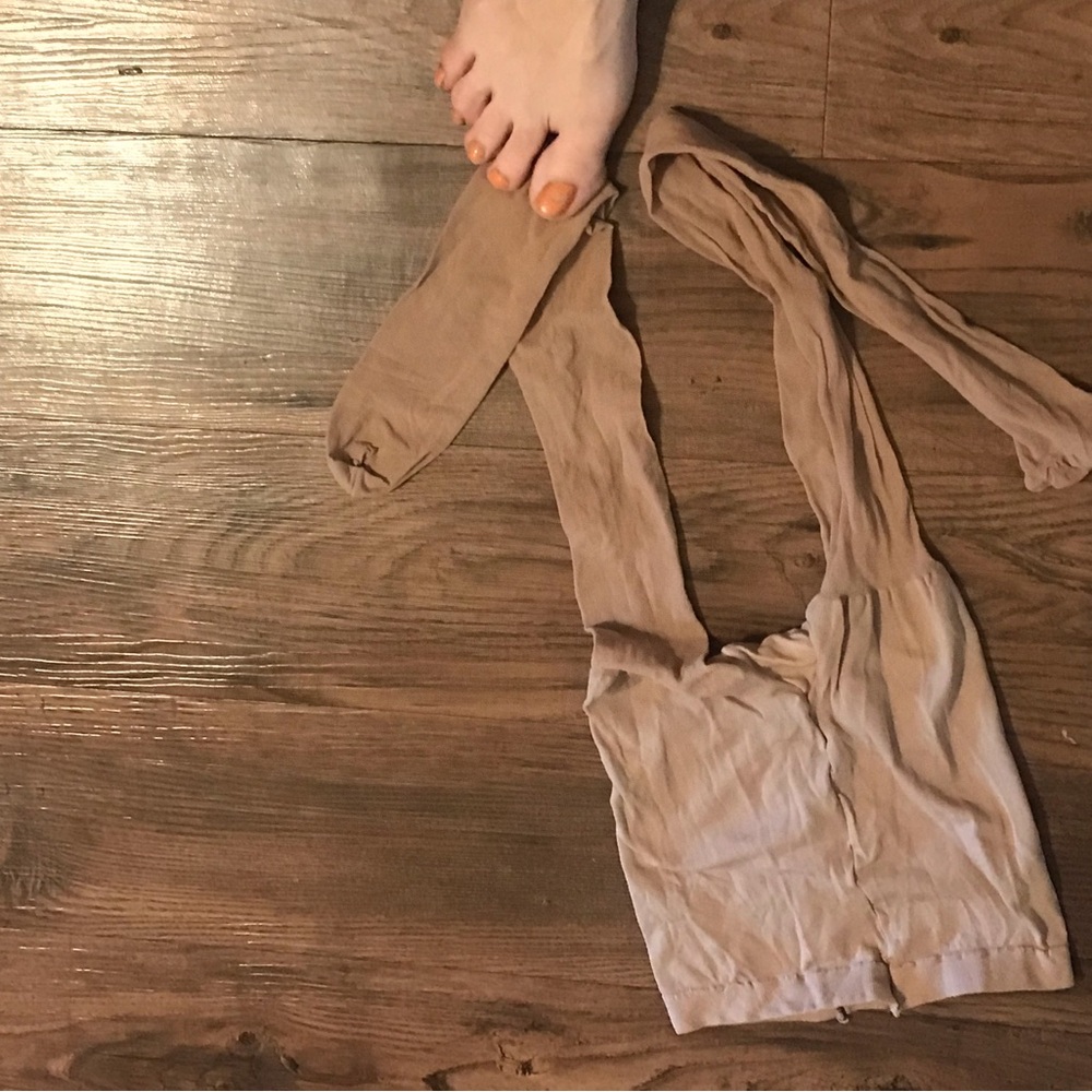 Well worn Stockings Creamy Beige Tights Tan - Soft Tan beige Opaque - Picture 6 of 6
